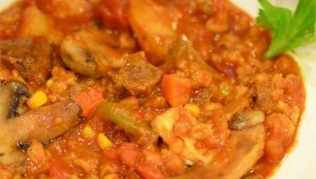 Slow Cooker Fresh Vegetable-Beef-Barley Soup